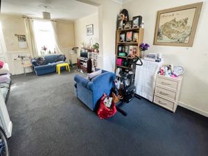 Lounge- click for photo gallery